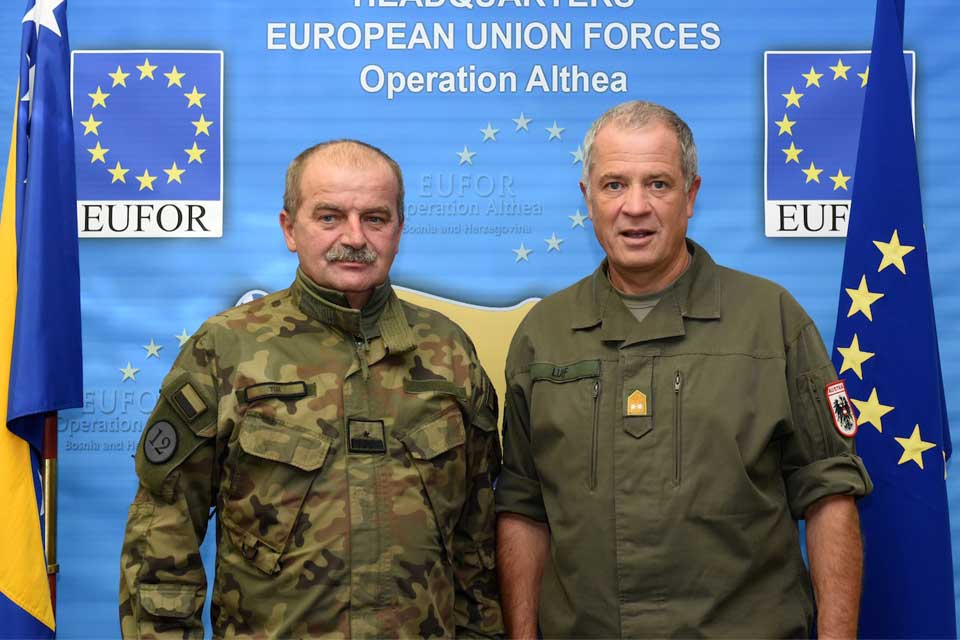 Polish Brigadier General Andzej Tuz visits EUFOR