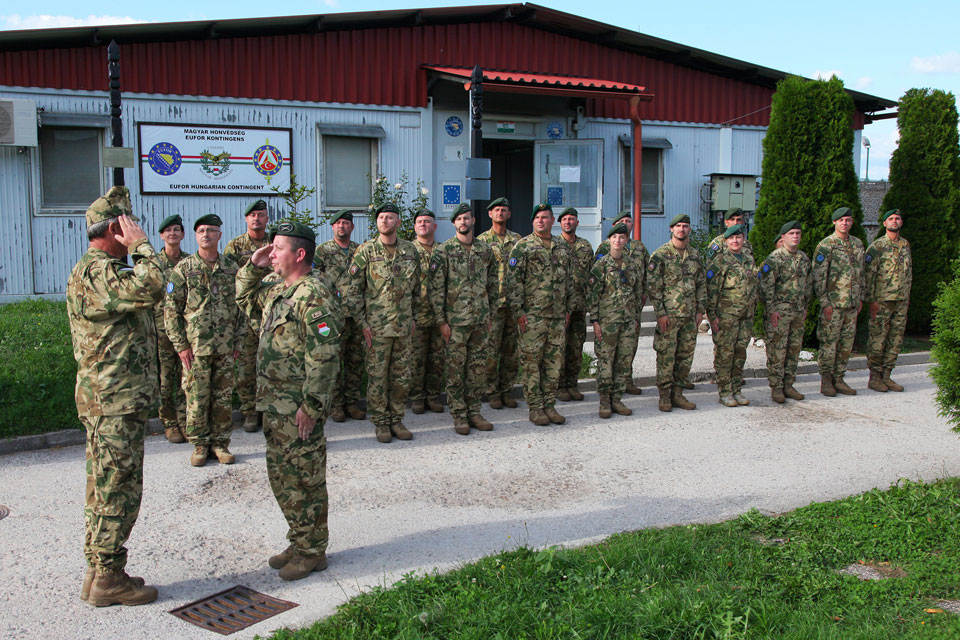 EUFOR’s Chief of Staff thanks departing Hungarian troops