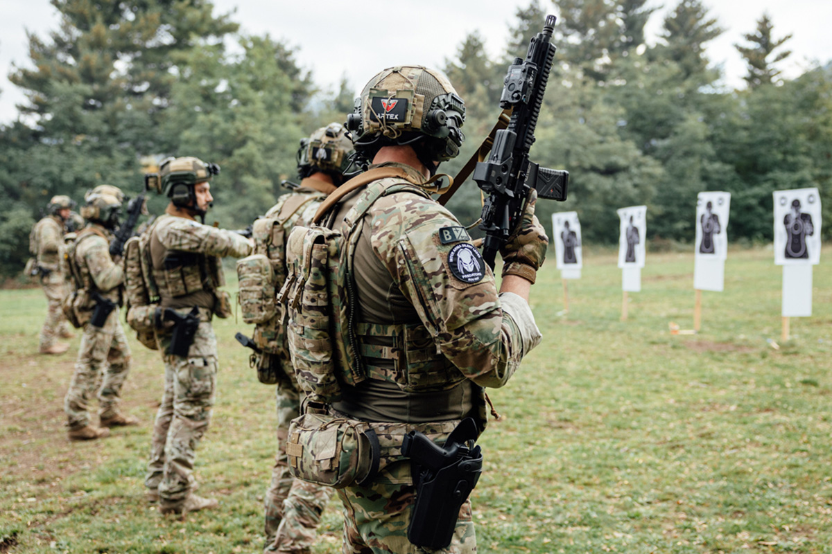 Snage EUFOR-a u akciji tokom dnevne i noćne obuke gađanja bojevom municijom