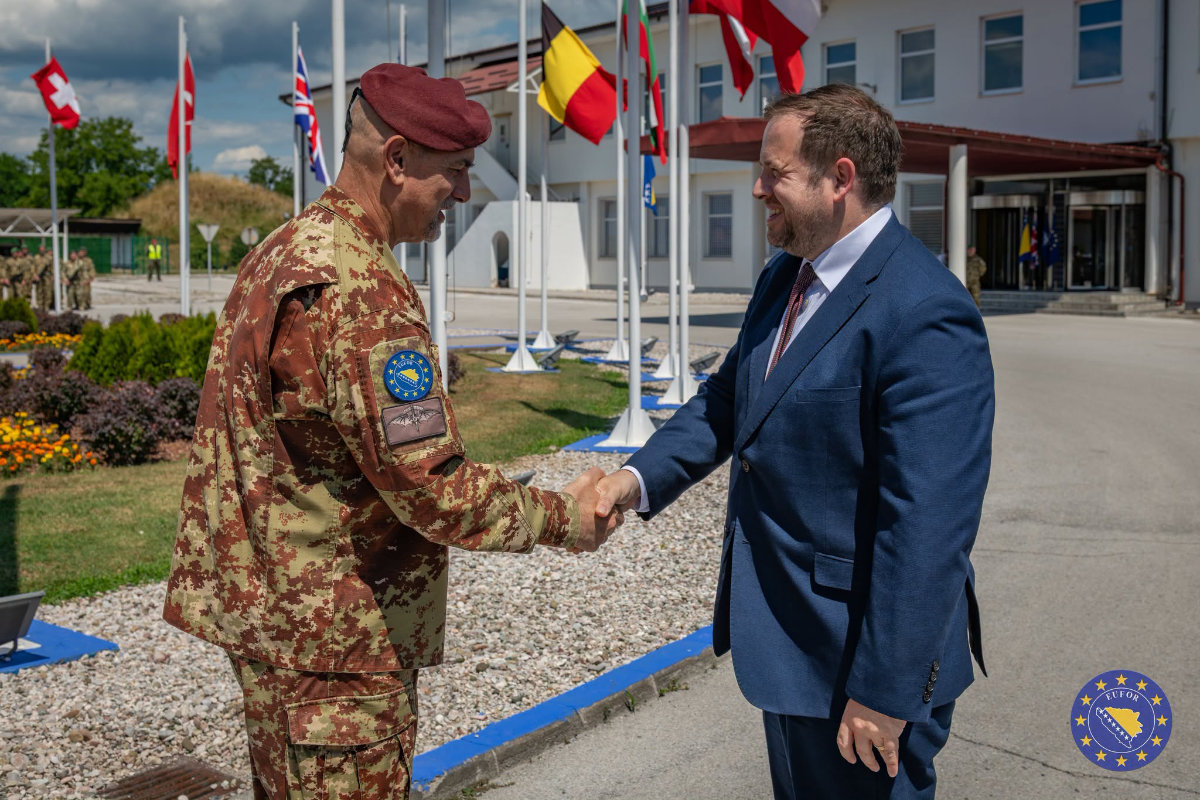 UK Minister of State Visits EUFOR Headquarters