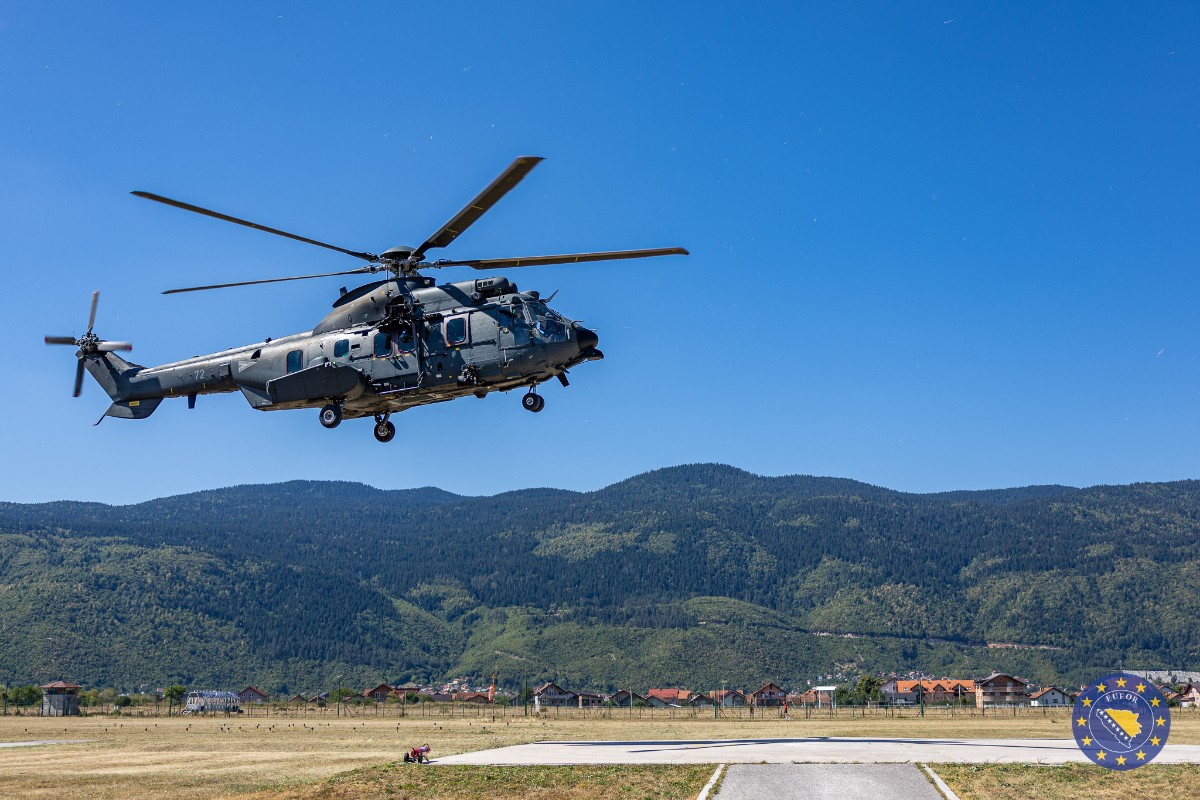 Hungarian helicopters arrived at Camp Butmir to reinforce the aviation detachment