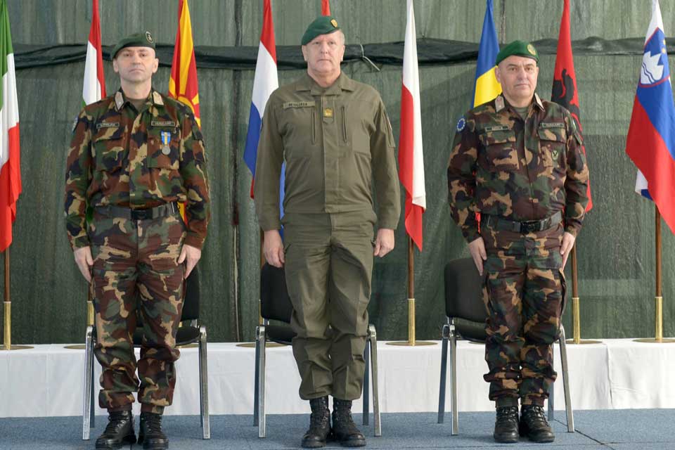 Brigadier General József Szpisják, Major General Dieter Heidecker, Brigadier General András Szűcs.