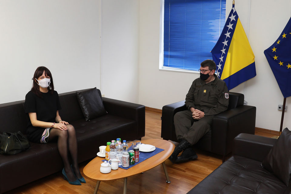 COM EUFOR visits US Ambassador and Head of COE Sarajevo to maintain positive relations