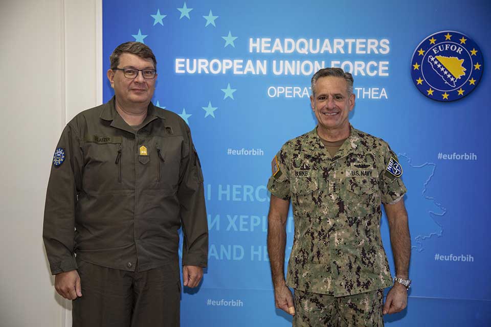 Commander Allied Joint Force Command Naples visits Camp Butmir