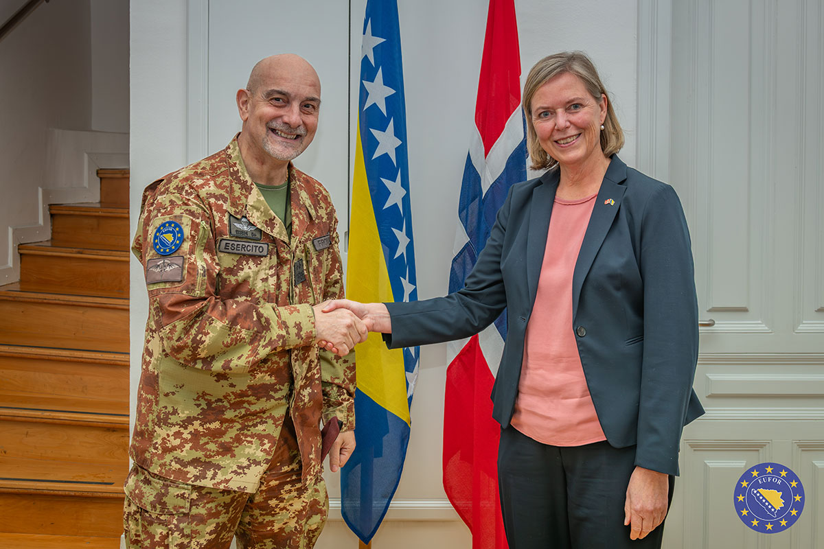 EUFOR Commander meets with Norwegian Ambassador to BiH in Sarajevo