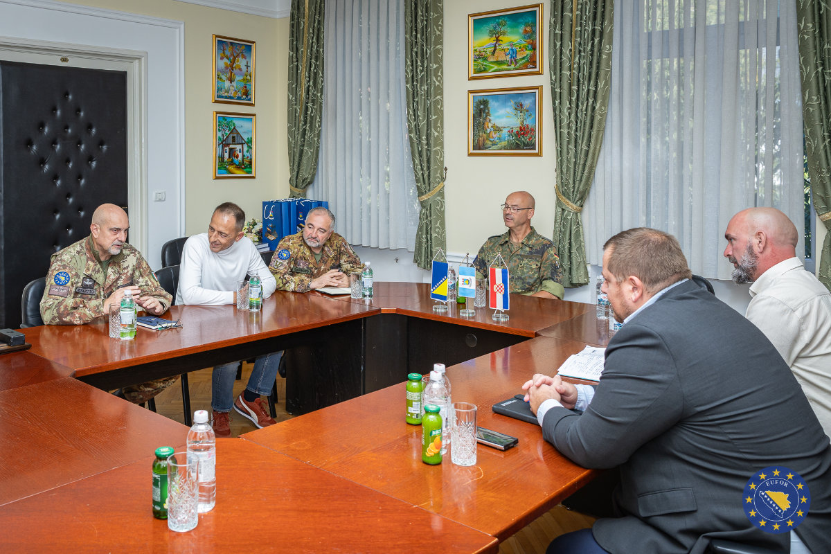 COM EUFOR Continues Engagement with Local Authorities in Neum and Ljubuški